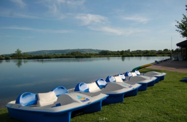  Una vista diferenle del lago 